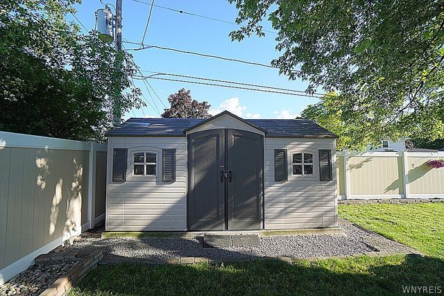 51 Swanson, Amherst, NY 14221