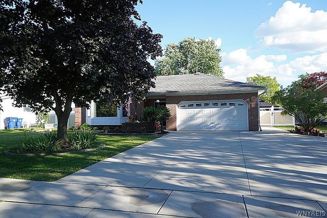 51 Swanson, Amherst, NY 14221