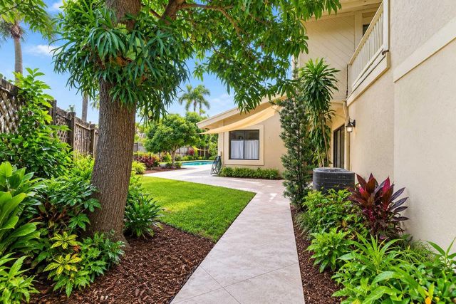 7666 SIERRA Terrace W, Boca Raton, FL 33433