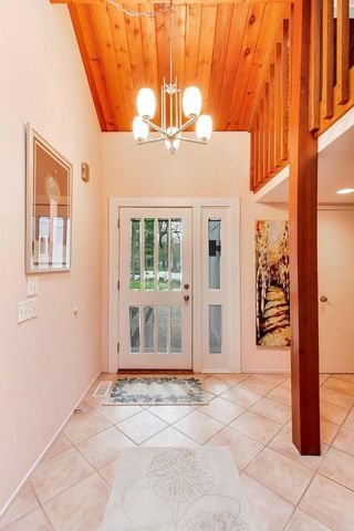 99 Saint Andrews TRAIL, Fontana, WI 53125