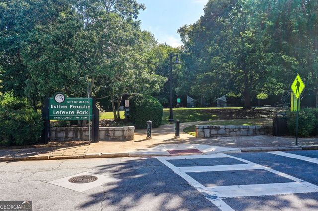 627 Tennelle Street SE, Atlanta, GA 30312