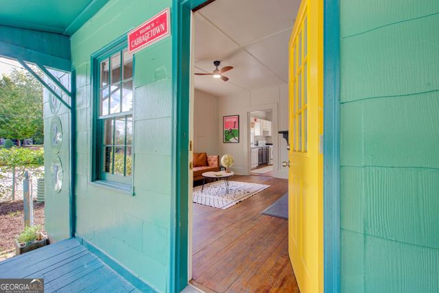 627 Tennelle Street SE, Atlanta, GA 30312