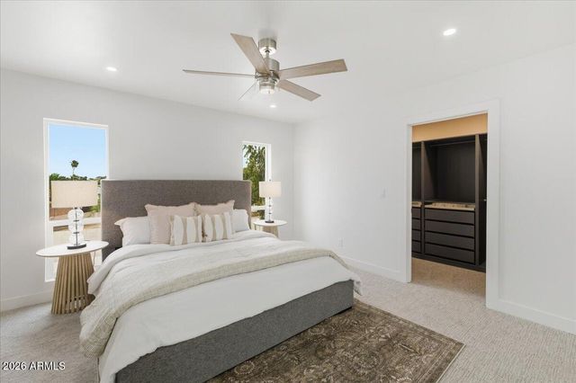 2218 E SUNNYSIDE Drive, Phoenix, AZ 85028