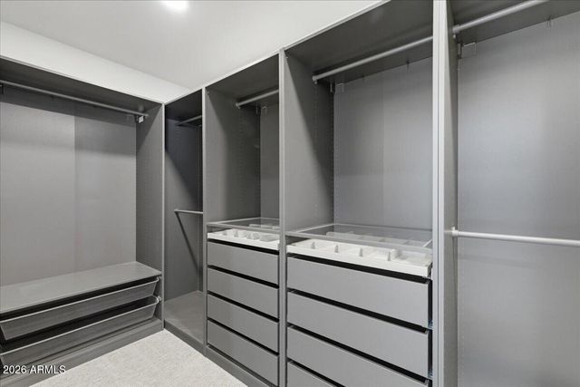 2218 E SUNNYSIDE Drive, Phoenix, AZ 85028