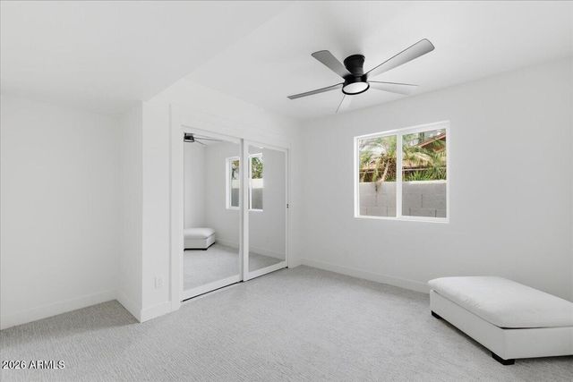 2218 E SUNNYSIDE Drive, Phoenix, AZ 85028