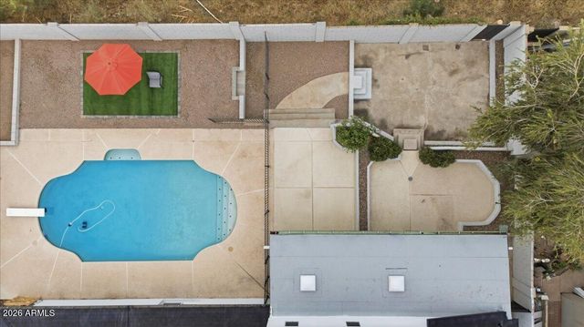 2218 E SUNNYSIDE Drive, Phoenix, AZ 85028