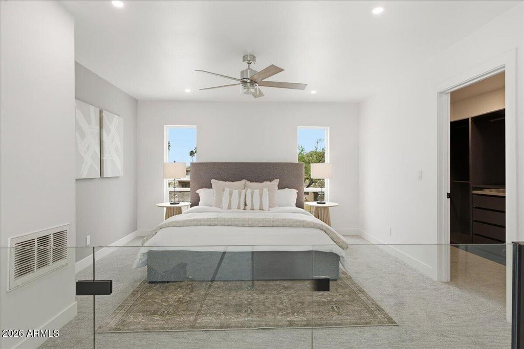 Image 16 of property listing at 2218 E SUNNYSIDE Drive, Phoenix, AZ 85028