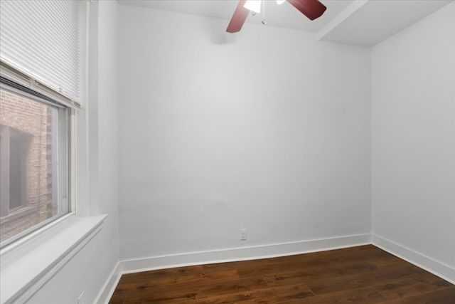 3727 N Pine Grove Avenue 214, Chicago, IL 60613