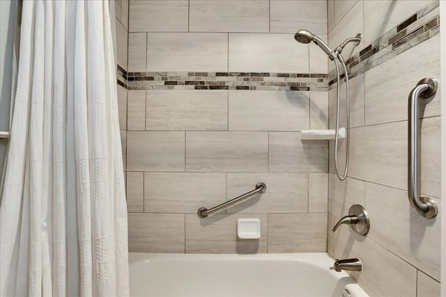 4900 Lorin Ct, Auburn, CA 95602