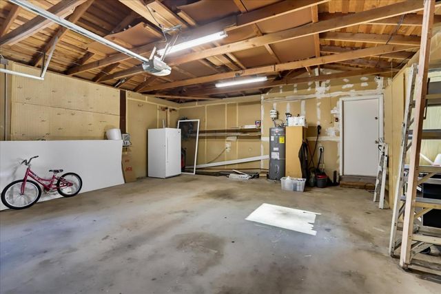 4900 Lorin Ct, Auburn, CA 95602
