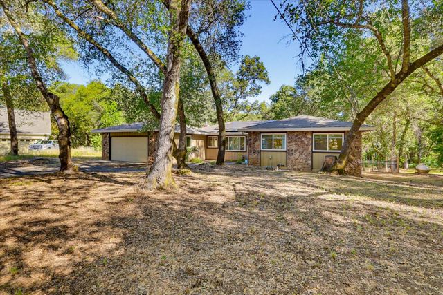 4900 Lorin Ct, Auburn, CA 95602