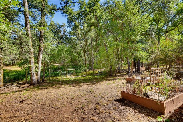 4900 Lorin Ct, Auburn, CA 95602