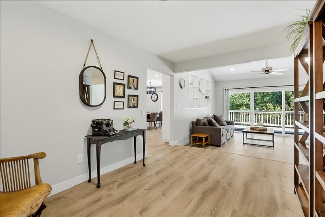4900 Lorin Ct, Auburn, CA 95602