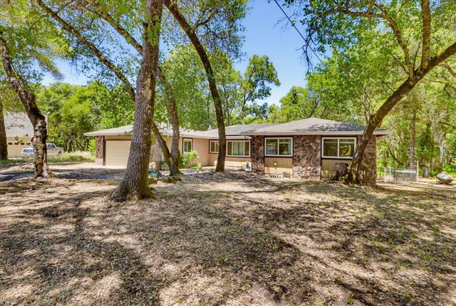 4900 Lorin Ct, Auburn, CA 95602
