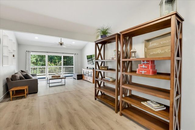 4900 Lorin Ct, Auburn, CA 95602