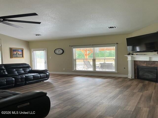 5173 Silverton Drive, Olive Branch, MS 38654