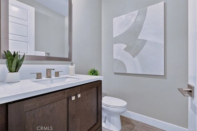 168 Crossover, Irvine, CA 92618