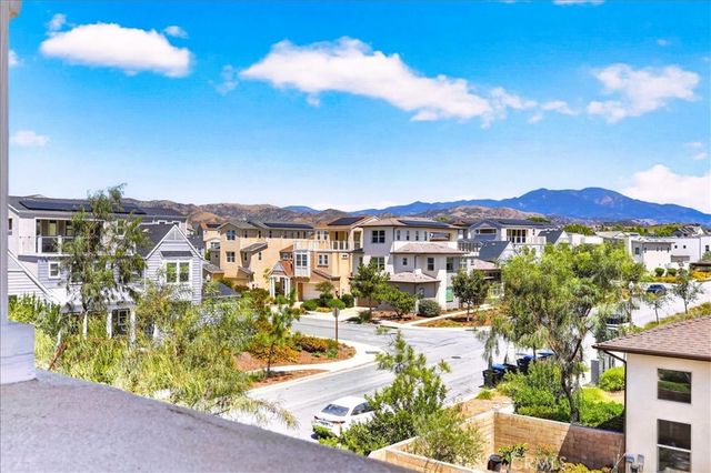 168 Crossover, Irvine, CA 92618