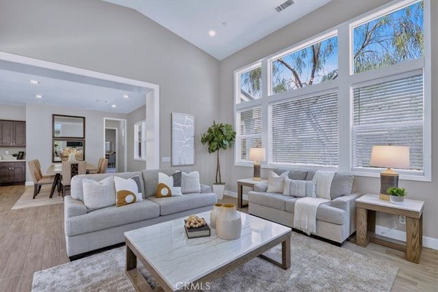 168 Crossover, Irvine, CA 92618