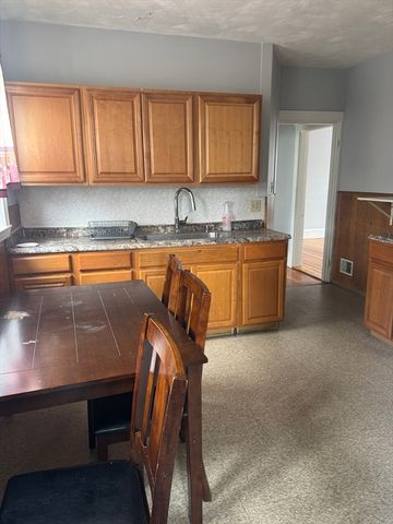 16 St Marks Rd 3, Boston, MA 02124