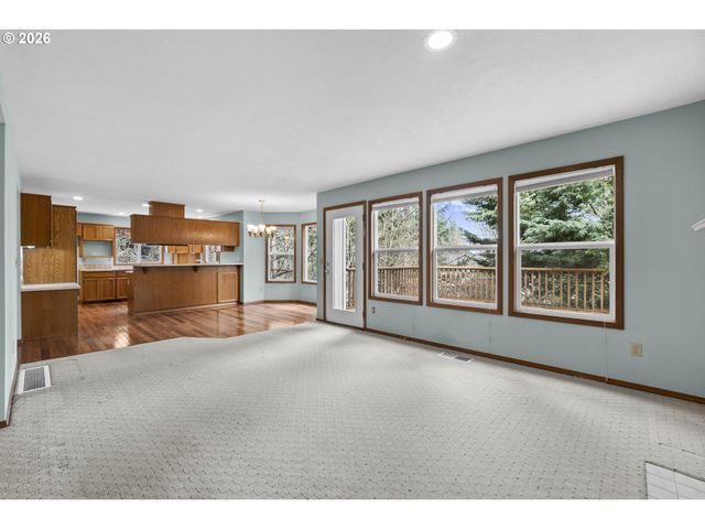 7574 Sw 179TH Pl, Beaverton, OR 97007