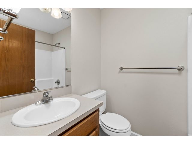 7574 Sw 179TH Pl, Beaverton, OR 97007