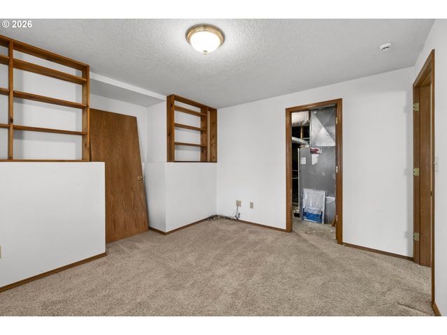 7574 Sw 179TH Pl, Beaverton, OR 97007