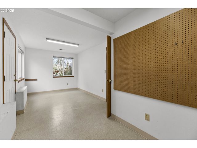 7574 Sw 179TH Pl, Beaverton, OR 97007