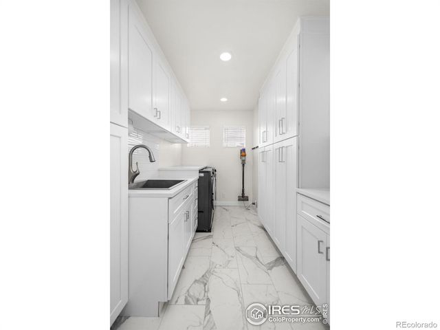 2025 Seagrove Court, Windsor, CO 80550