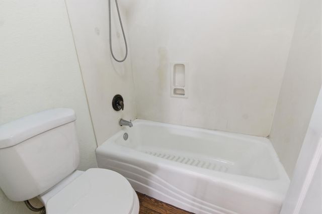 2091 Hastings Dr, Los Banos, CA 93635