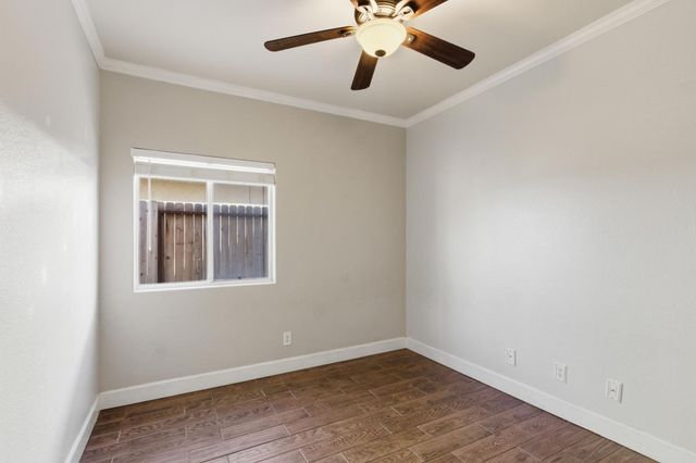 2091 Hastings Dr, Los Banos, CA 93635