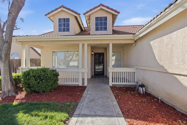 2091 Hastings Dr, Los Banos, CA 93635