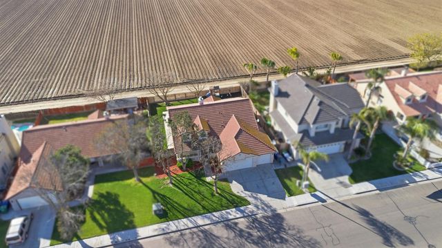 2091 Hastings Dr, Los Banos, CA 93635