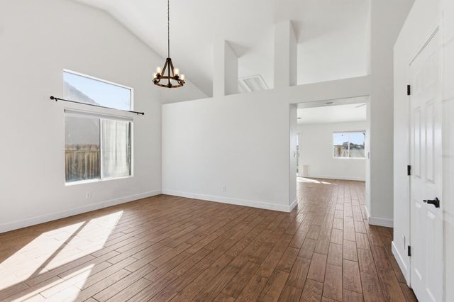 2091 Hastings Dr, Los Banos, CA 93635