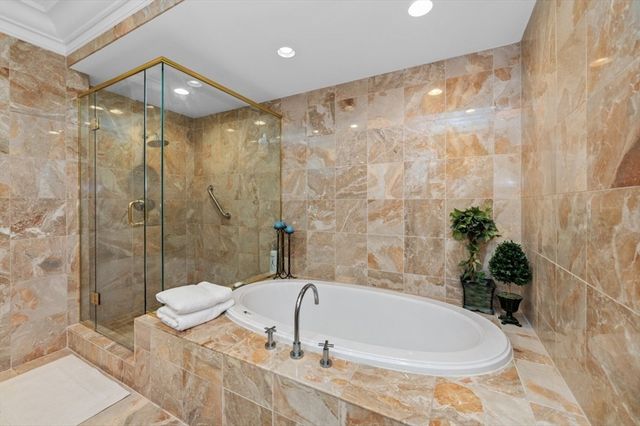 120 Seaver St B204, Brookline, MA 02445