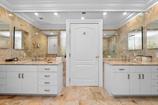 120 Seaver St B204, Brookline, MA 02445