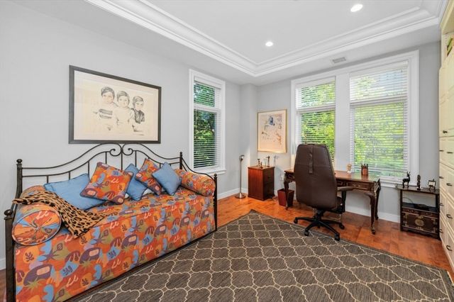 120 Seaver St B204, Brookline, MA 02445