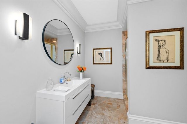 120 Seaver St B204, Brookline, MA 02445
