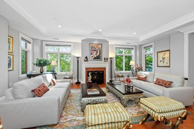 120 Seaver St B204, Brookline, MA 02445