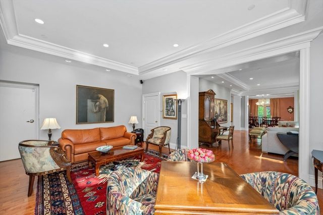 120 Seaver St B204, Brookline, MA 02445