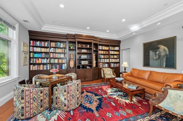 120 Seaver St B204, Brookline, MA 02445
