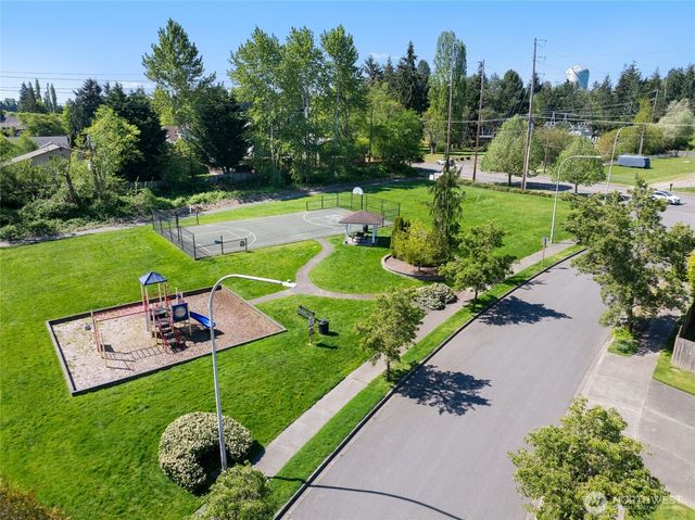34516 16th Avenue SW, Federal Way, WA 98023