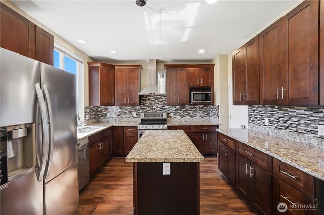34516 16th Avenue SW, Federal Way, WA 98023