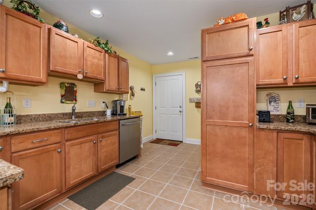 66 Kenai Trail, Waynesville, NC 28786