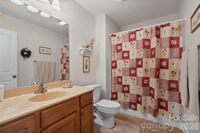 66 Kenai Trail, Waynesville, NC 28786