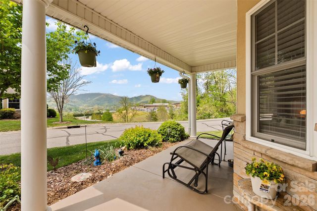 66 Kenai Trail, Waynesville, NC 28786