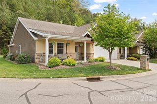 66 Kenai Trail, Waynesville, NC 28786