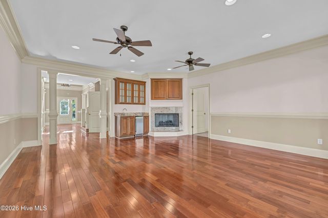 2201 Pinehurst Place, Wilmington, NC 28405