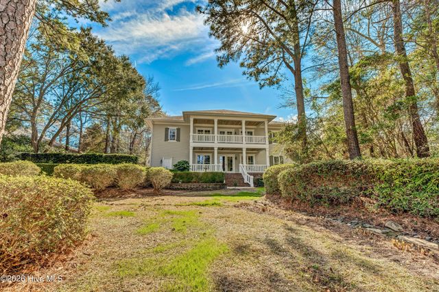 2201 Pinehurst Place, Wilmington, NC 28405