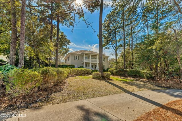 2201 Pinehurst Place, Wilmington, NC 28405